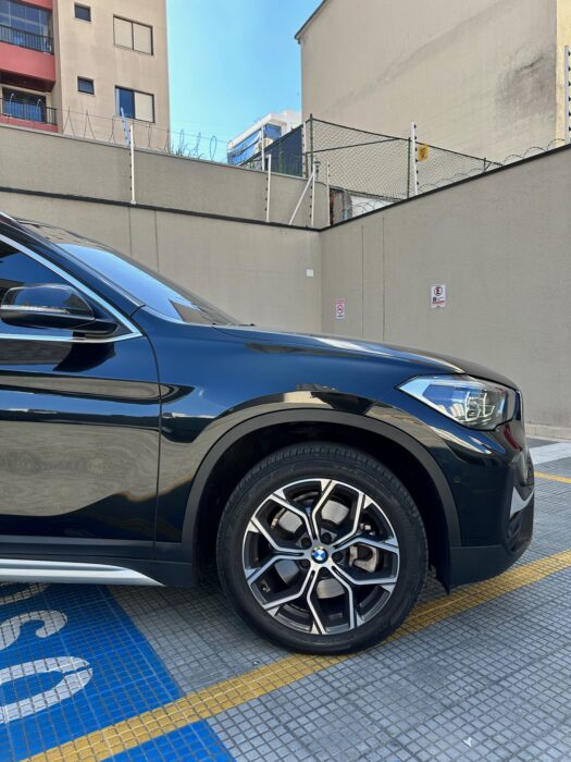 BMW X1 2021 completo