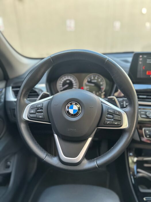BMW X1 2021 completo