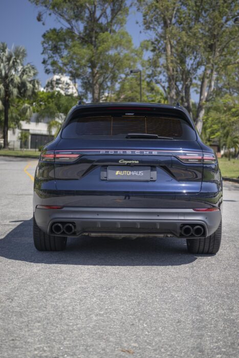 PORSCHE CAYENNE 2023 completo