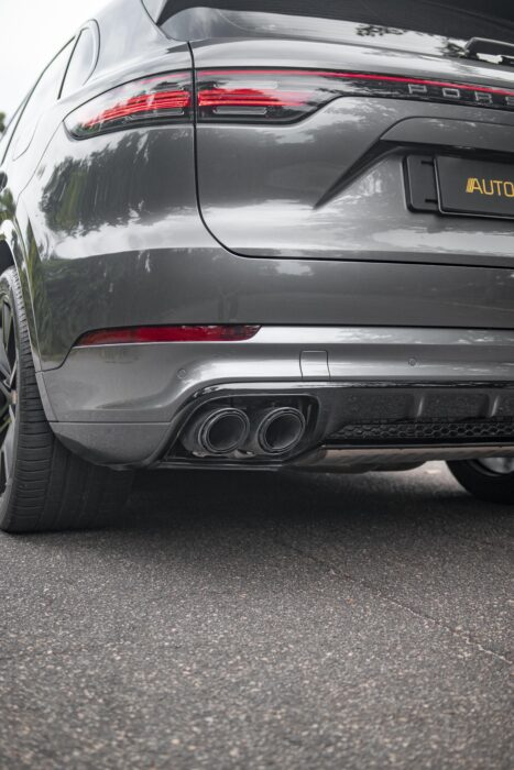 PORSCHE CAYENNE 2021 completo