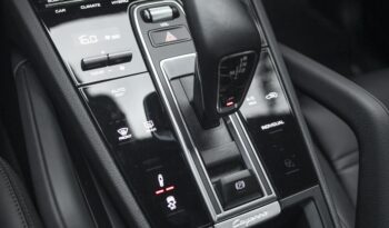 PORSCHE CAYENNE 2021 completo