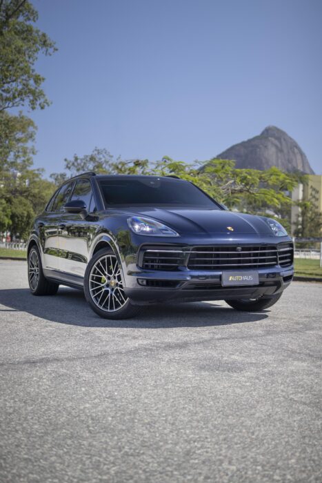 PORSCHE CAYENNE 2023 completo