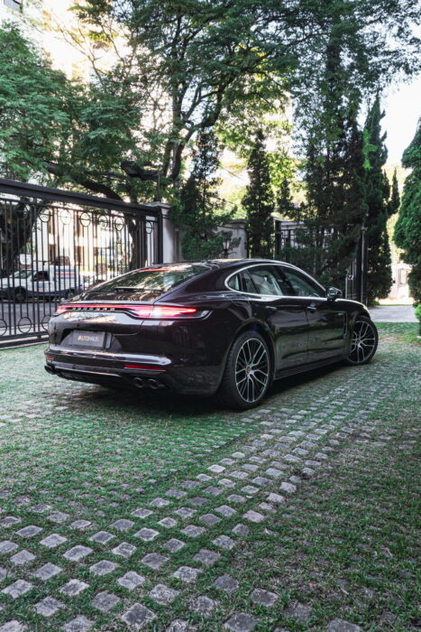 PORSCHE PANAMERA 4 2023 completo