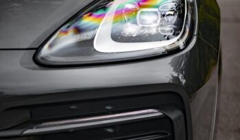 PORSCHE CAYENNE 2021 completo