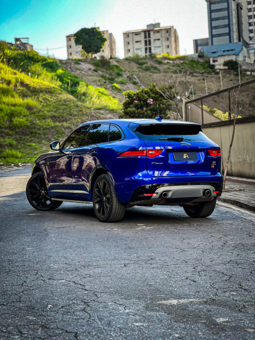 JAGUAR F-PACE 2017 completo