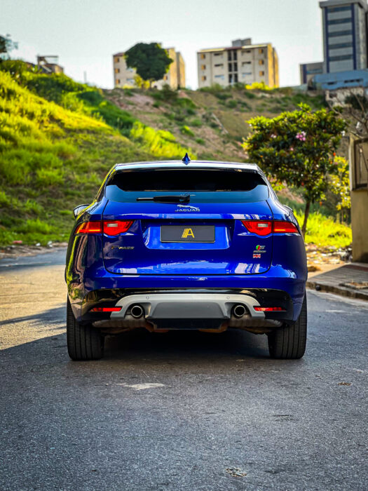 JAGUAR F-PACE 2017 completo