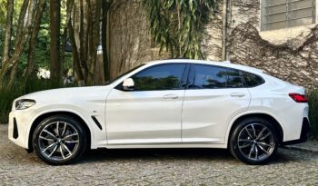 BMW X4 2022 completo