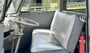 VOLKSWAGEN KOMBI 1964 completo