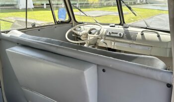 VOLKSWAGEN KOMBI 1964 completo