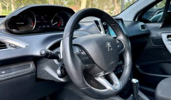 PEUGEOT 208 2015 completo