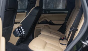 PORSCHE CAYENNE 2018 completo