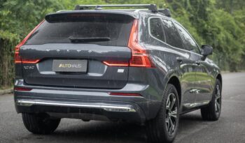 VOLVO XC60 2022 completo