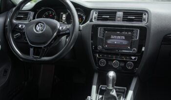 VOLKSWAGEN JETTA 2017 completo