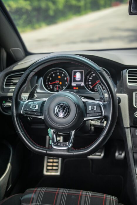 VOLKSWAGEN GOLF GTI 2016 completo