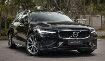 VOLVO V60 2020 completo