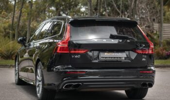 VOLVO V60 2020 completo