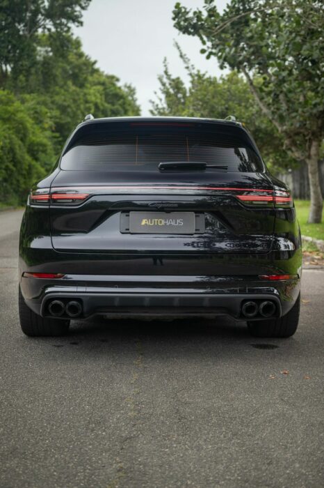 PORSCHE CAYENNE 2022 completo