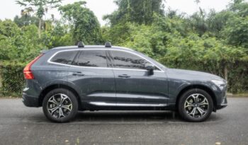 VOLVO XC60 2022 completo