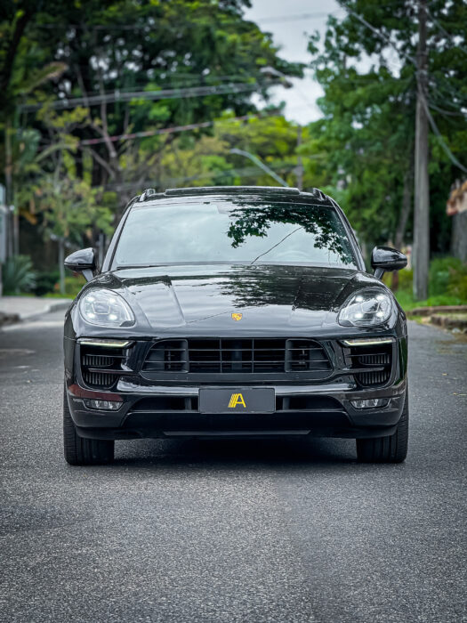 PORSCHE MACAN 2018 completo