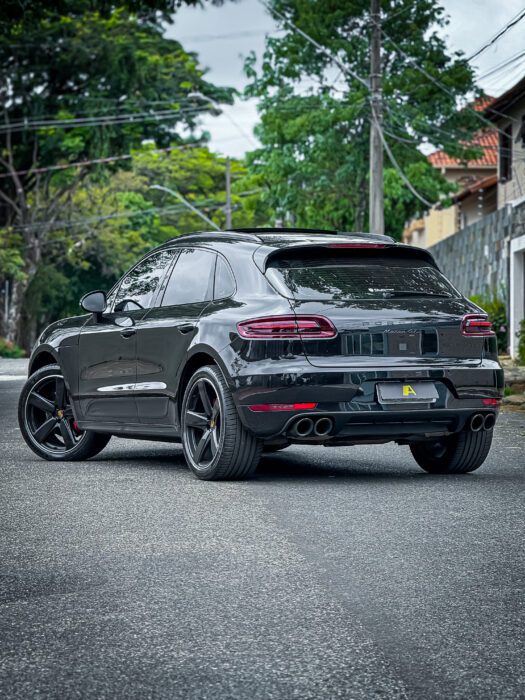 PORSCHE MACAN 2018 completo