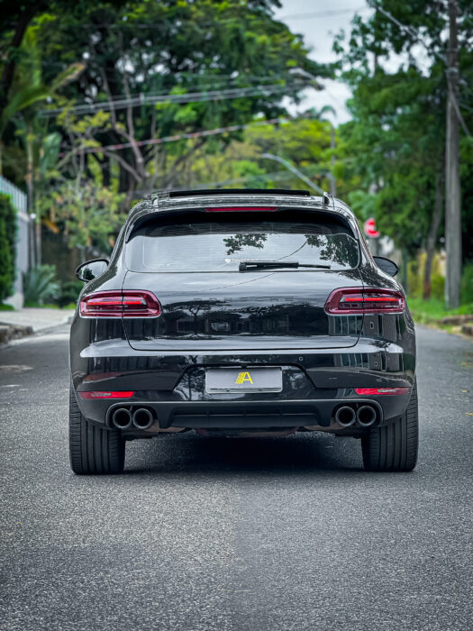 PORSCHE MACAN 2018 completo