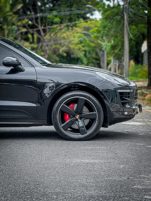 PORSCHE MACAN 2018 completo