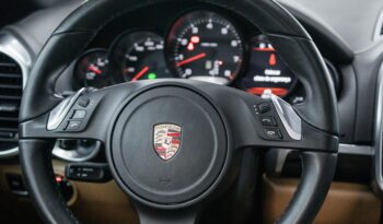 PORSCHE CAYENNE 2014 completo