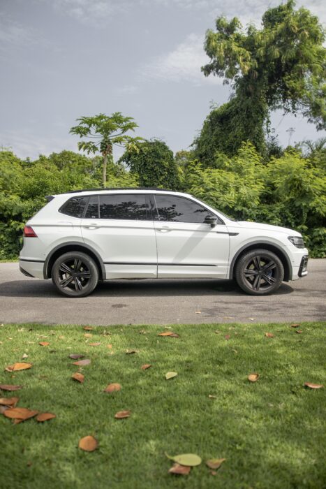 VOLKSWAGEN TIGUAN 2020 completo