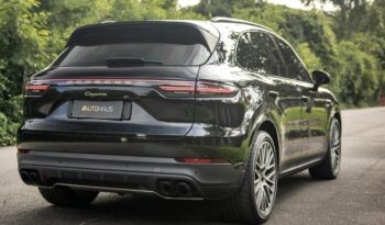 PORSCHE CAYENNE 2023 completo