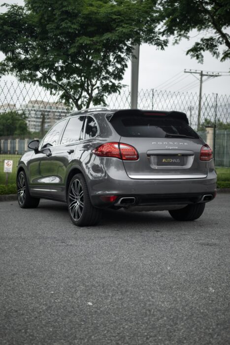 PORSCHE CAYENNE 2014 completo