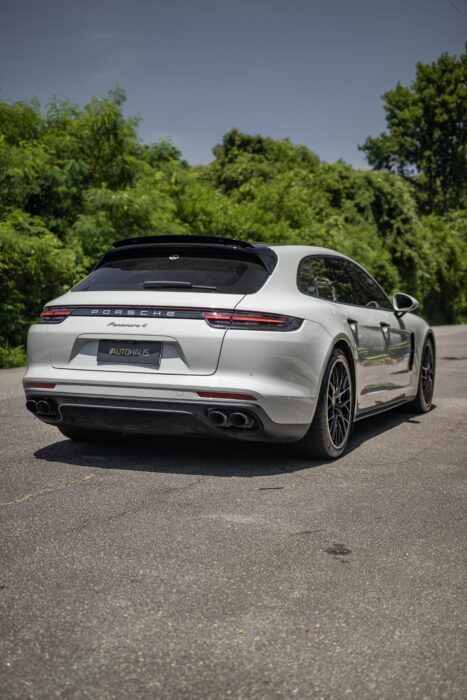 PORSCHE PANAMERA 4 2020 completo