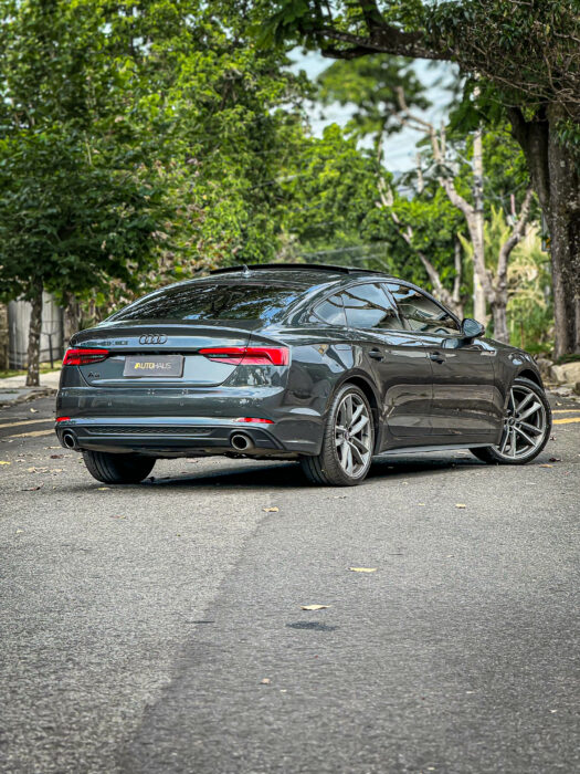 AUDI A5 2019 completo