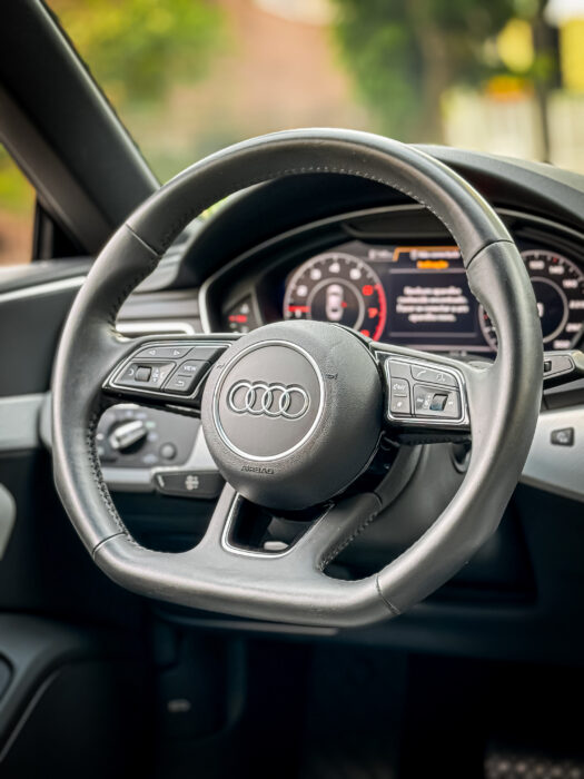 AUDI A5 2019 completo