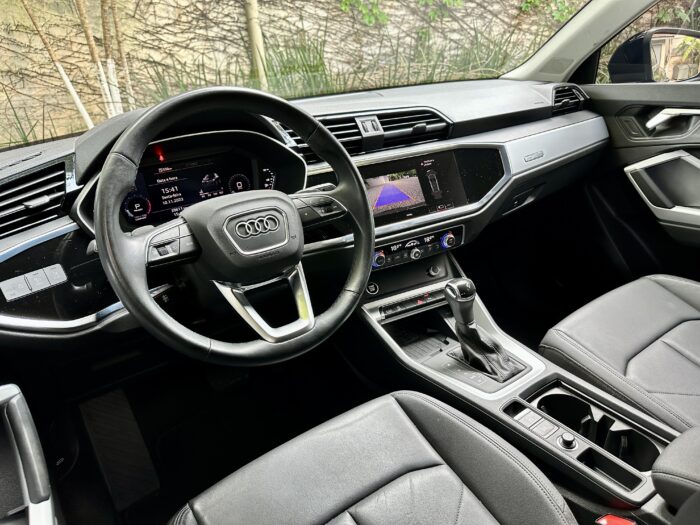 AUDI Q3 2021 completo