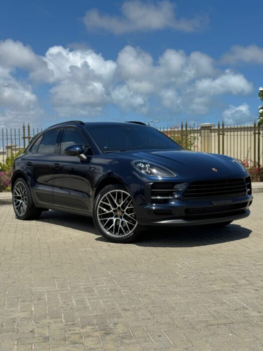 PORSCHE MACAN 2021 completo