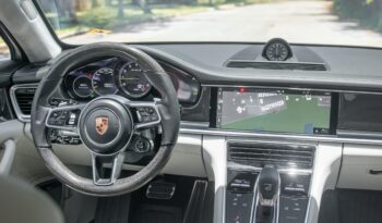 PORSCHE PANAMERA 2018 completo