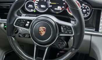 PORSCHE PANAMERA 2018 completo