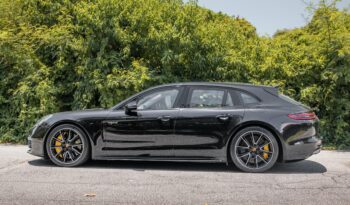 PORSCHE PANAMERA 2018 completo