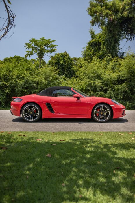 PORSCHE 718 Boxster 2018 completo