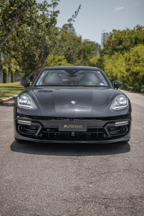 PORSCHE PANAMERA 2018 completo