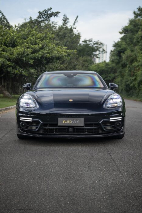 PORSCHE PANAMERA 2018 completo