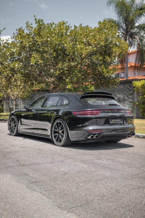 PORSCHE PANAMERA 2018 completo