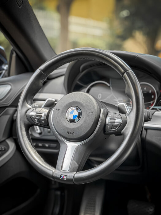 BMW 650i 2015 completo