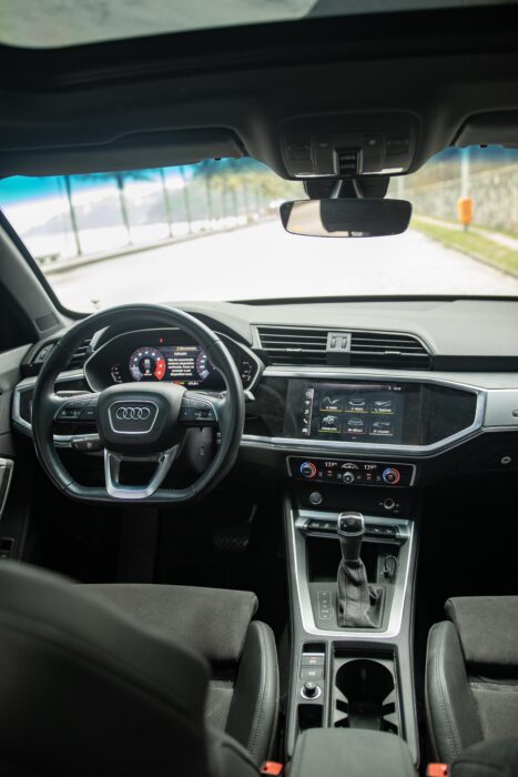 AUDI Q3 2020 completo