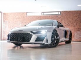 AUDI R8 2021