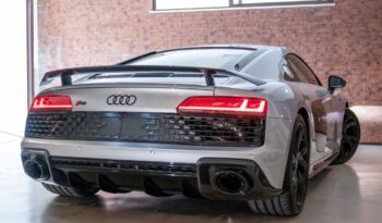 AUDI R8 2021 completo