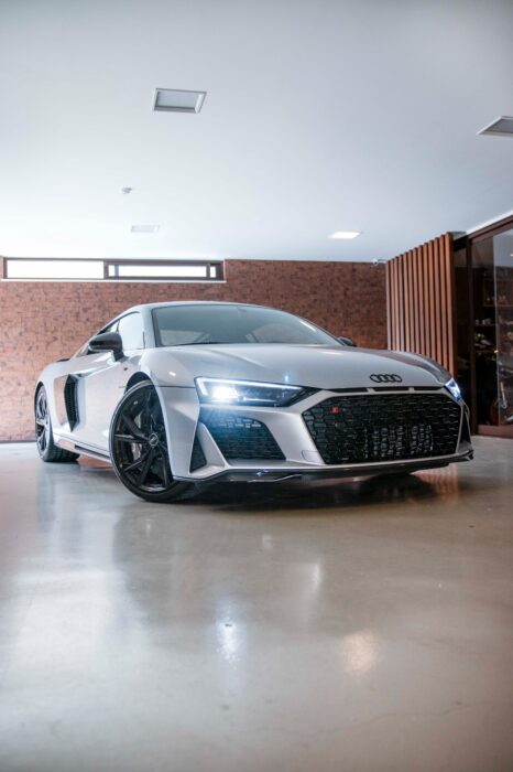 AUDI R8 2021 completo