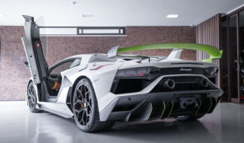 LAMBORGHINI AVENTADOR 2022 completo