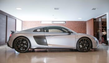 AUDI R8 2021 completo