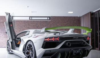 LAMBORGHINI AVENTADOR 2022 completo